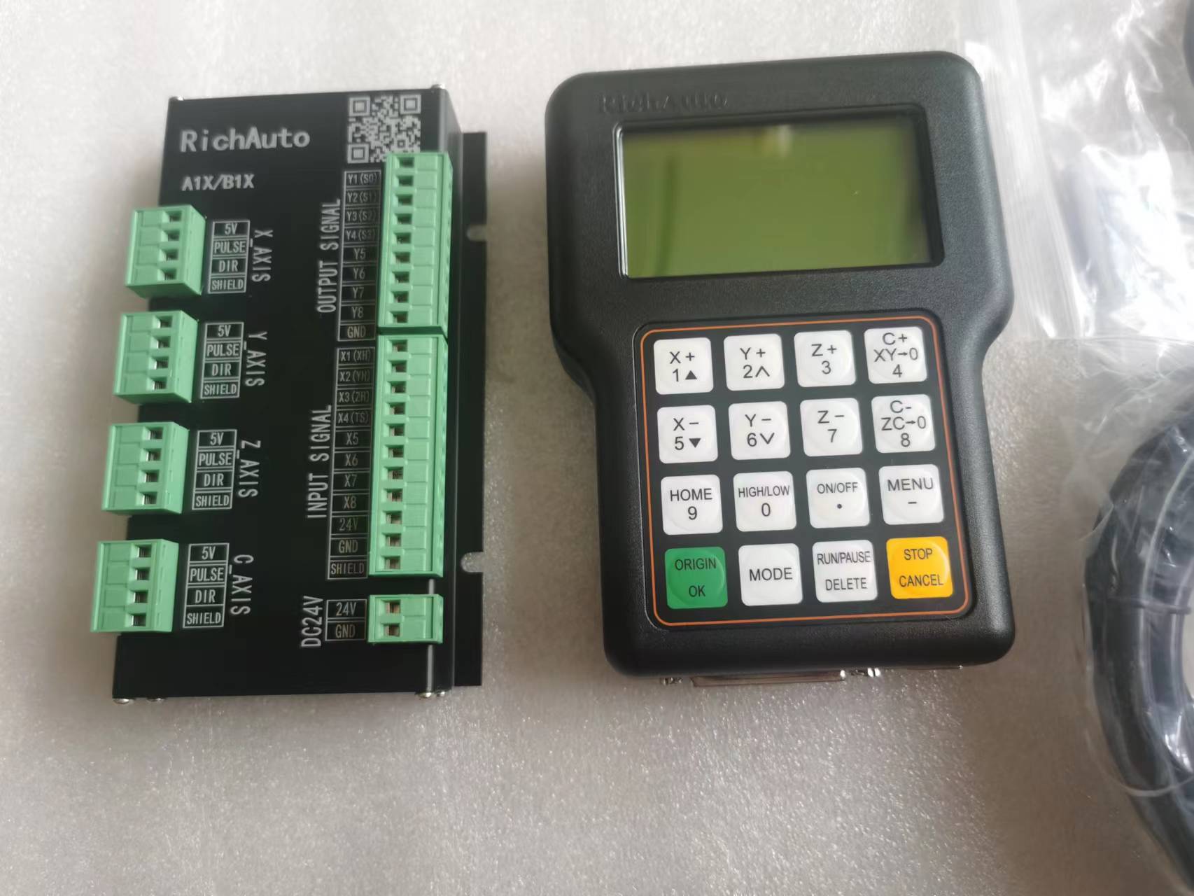 Rich Auto A11 Dsp Cnc Router M - огляд і ціна Richauto A11 Dsp Controller 3 Axis